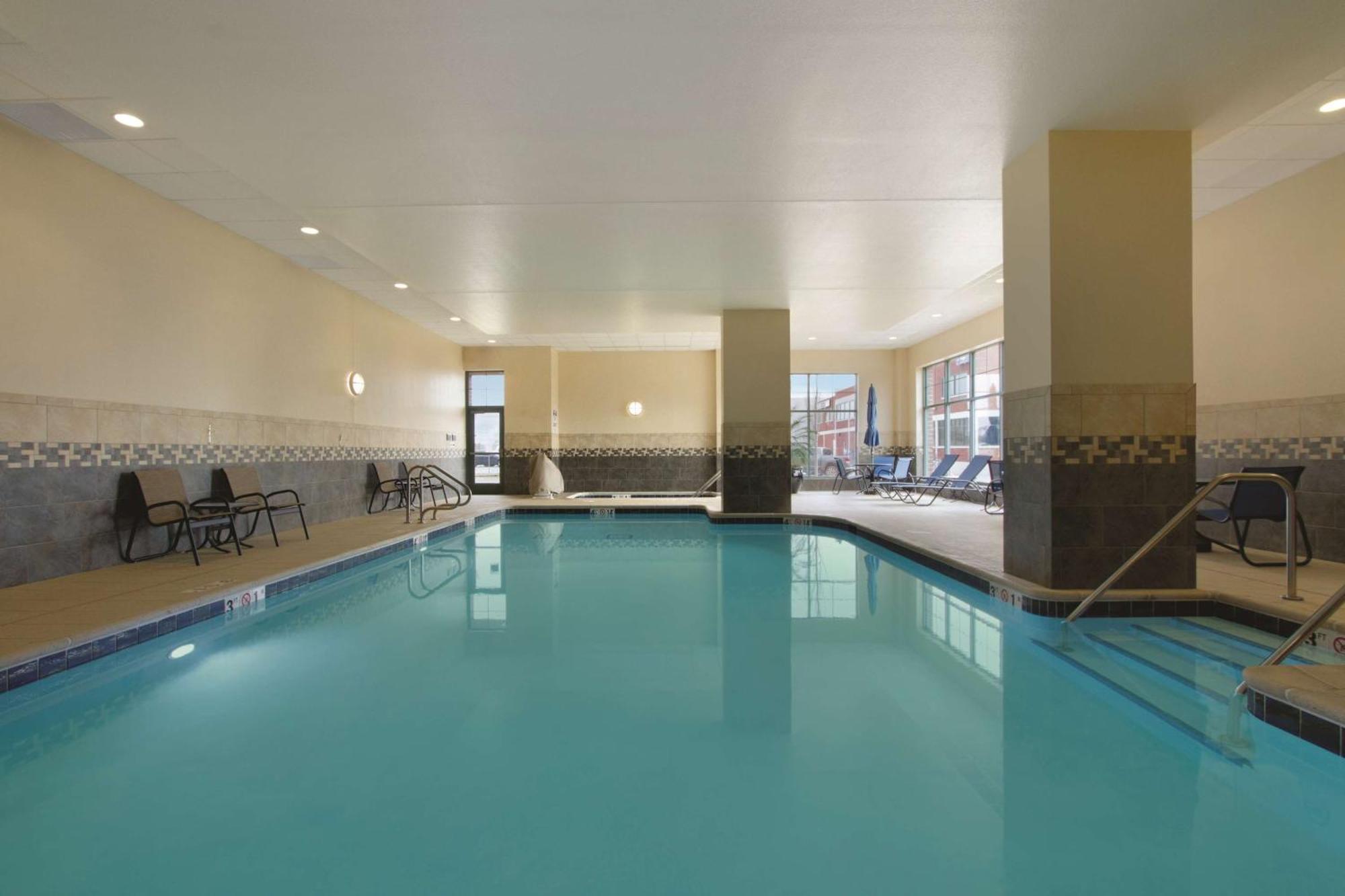 Hilton Garden Inn Oklahoma City/Bricktown Экстерьер фото